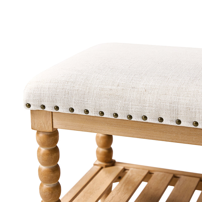Banc rembourré avec garniture cloutée, assise en mousse, pieds tournés en bois massif et étagère de rangement à lattes | Ivoire / Rayures / Bleu | Individuel