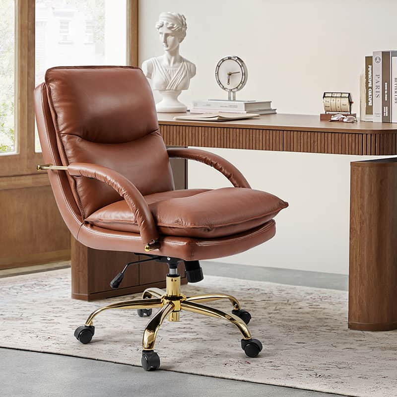 Chaise de Bureau Capitonnée en Cuir Véritable avec Hauteur Réglable, Pivotante à 360° et Piètement en Métal Doré | Marron / Camel / Noir | Siège Unique