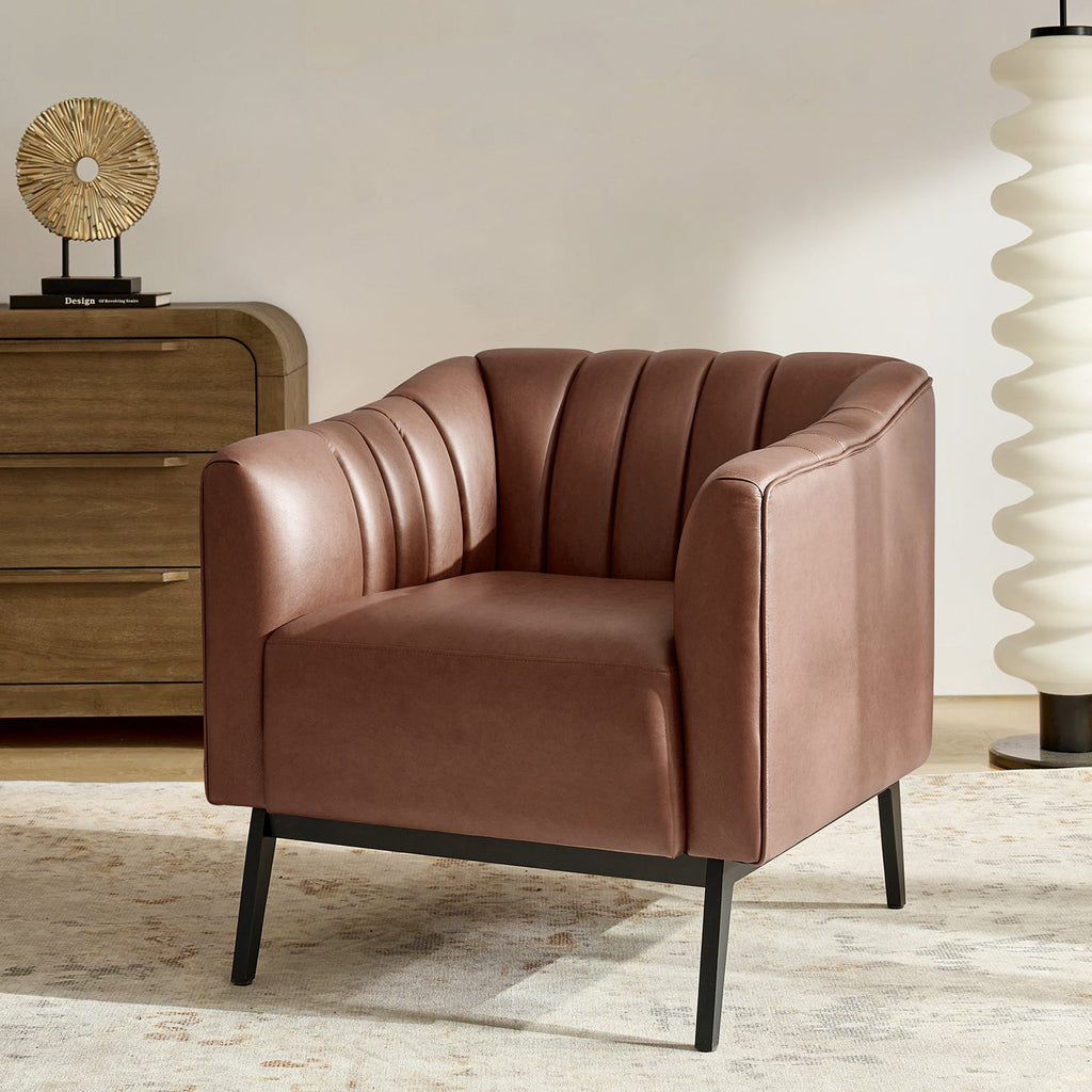 Fauteuil en similicuir à dossier capitonné vertical avec rembourrage en mousse et pieds en métal noir | Camel / Gris / Noir / Marron / Bleu marine | Siège individuel