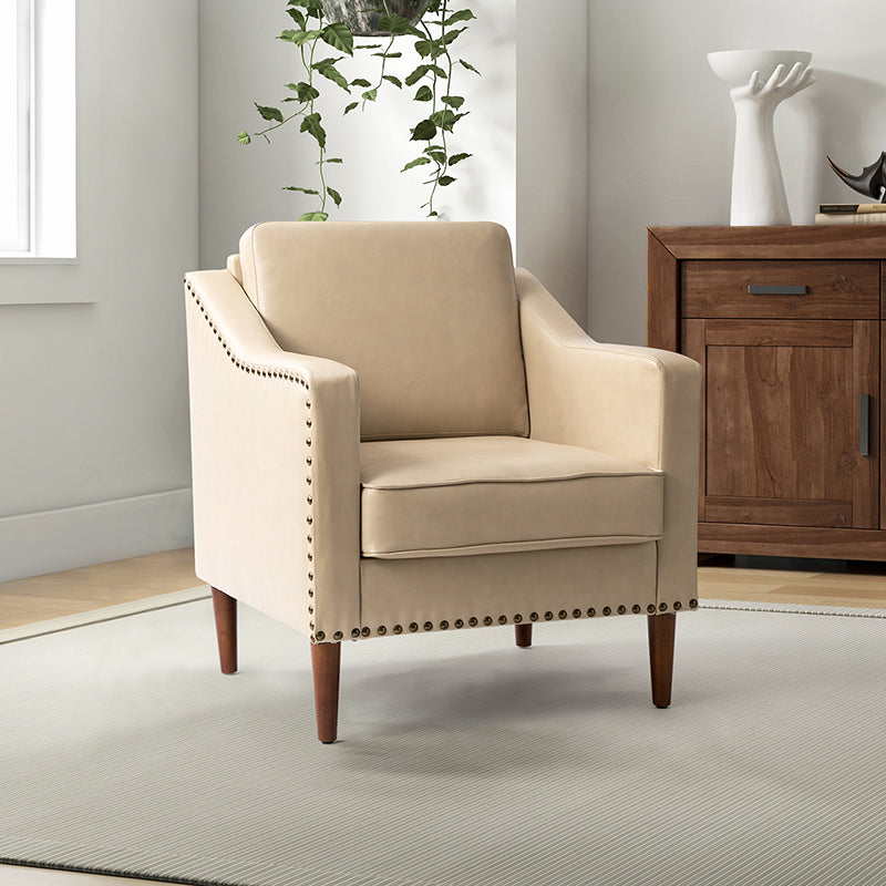 Fauteuil en cuir PU avec garniture cloutée, accoudoirs inclinés, coussins amovibles et pieds en bois massif | Camel / Noir / Beige / Marron / Marine | Siège unique