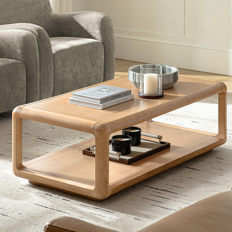 Table basse en bois massif avec coins arrondis, rangement ouvert et base à cadre ouvert | Naturel / Chêne / Noir | Simple