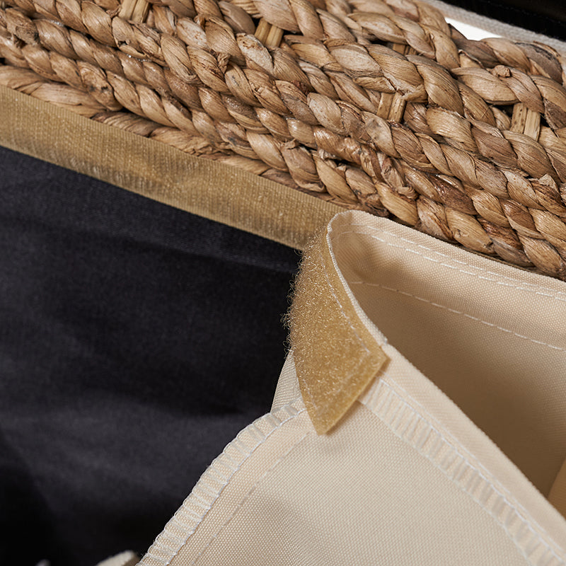 Banc de rangement en jacinthe d'eau avec accoudoirs arrondis, coussin en mousse et pieds en bois d'acacia | Naturel | Individuel