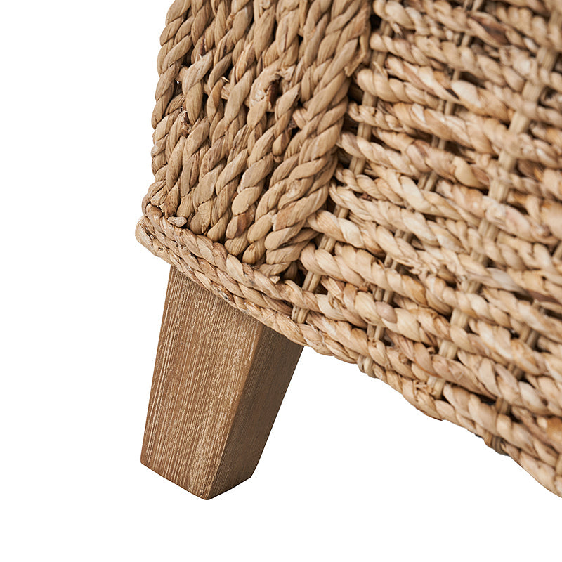 Banc de rangement en jacinthe d'eau avec accoudoirs arrondis, coussin en mousse et pieds en bois d'acacia | Naturel | Individuel