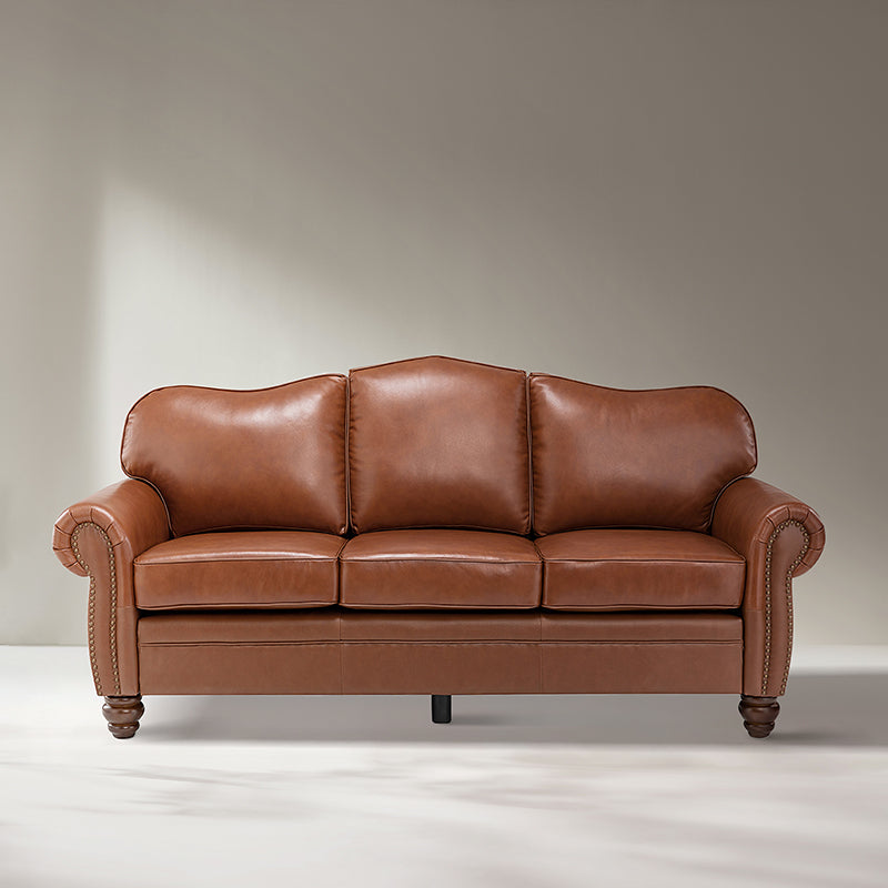 Canapé à accoudoirs arrondis en cuir véritable avec clous décoratifs, coussins amovibles, ressorts en S et pieds tournés en bois d'hévéa couleur noyer | Camel / Beige / Sauge / Noir / Bleu marine / Marron / Gris / Turquoise | 3 places
