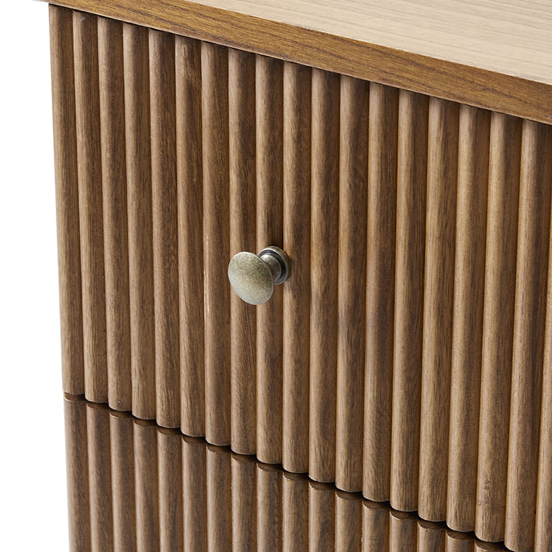 Table de chevet 3 tiroirs en bois massif avec façades de tiroirs cannelées et station de charge intégrée | Chêne / Noyer / Charbon | Unité