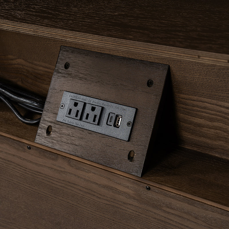 Table de chevet arquée à 3 tiroirs avec pieds en bois massif et port de recharge USB intégré | Chêne / Noyer / Noir | Unité