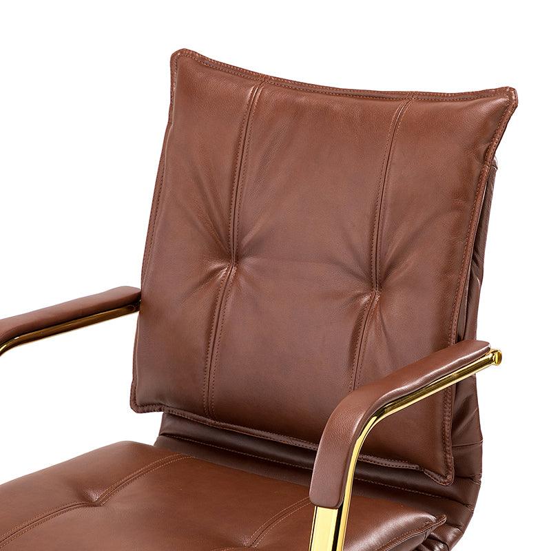 Chaise de bureau pivotante capitonnée en similicuir avec hauteur réglable, accoudoirs et base étoile à 5 branches dorée | Camel / Bleu marine / Marron / Noir / Gris / Sauge / Blanc | Une place