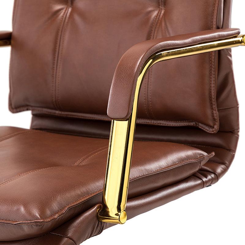 Chaise de bureau pivotante capitonnée en similicuir avec hauteur réglable, accoudoirs et base étoile à 5 branches dorée | Camel / Bleu marine / Marron / Noir / Gris / Sauge / Blanc | Une place