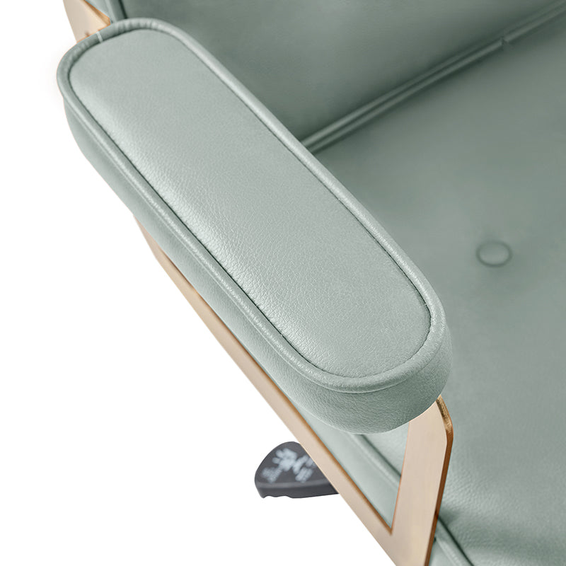 Fauteuil de bureau pivotant en similicuir avec dossier inclinable, pieds dorés et roulettes Globe | Camel / Ivoire / Sauge / Noir | Un siège