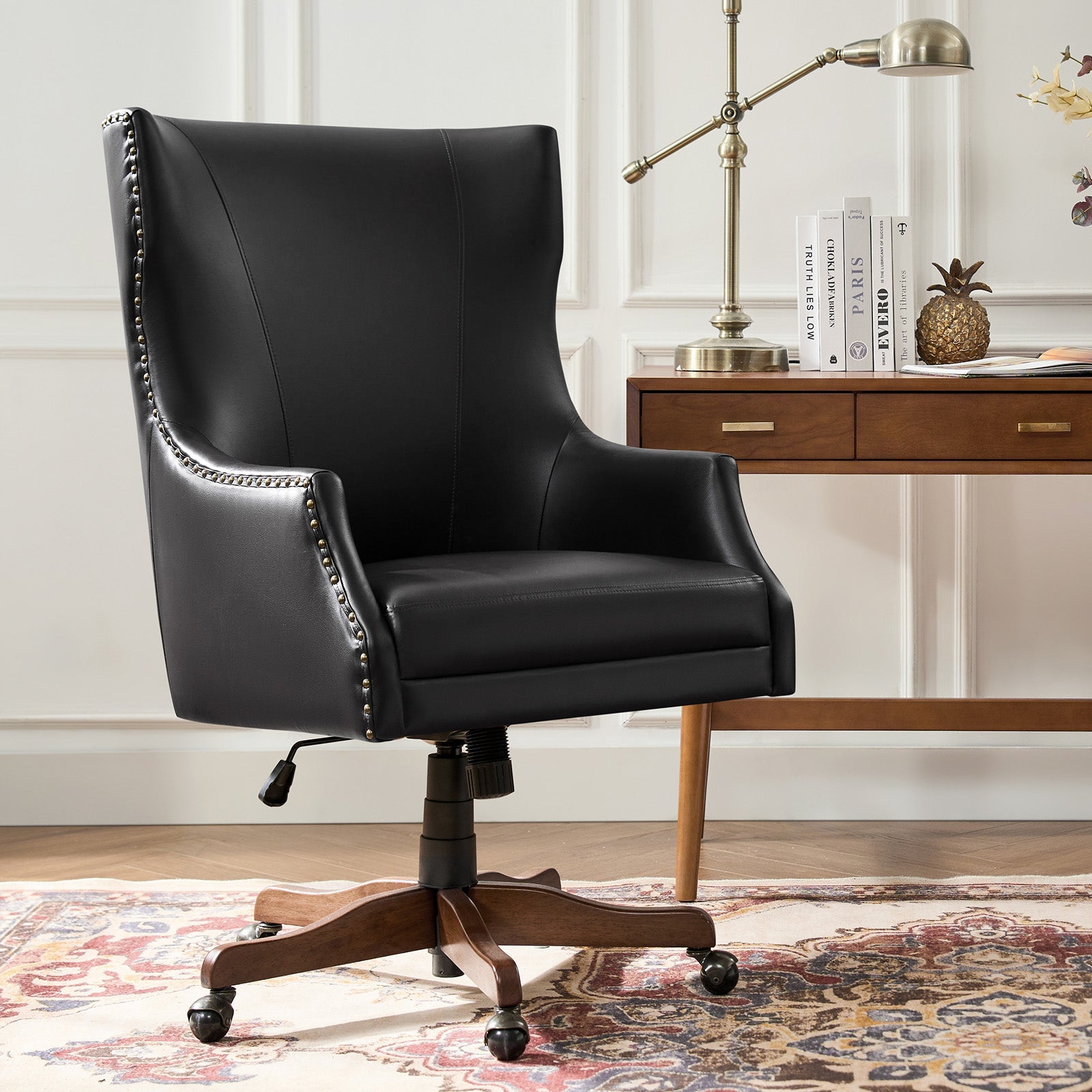 Chaise de bureau à dossier haut en cuir PU avec clous décoratifs en cuivre, hauteur réglable et pivotante | Camel / Noir / Marron | Un siège