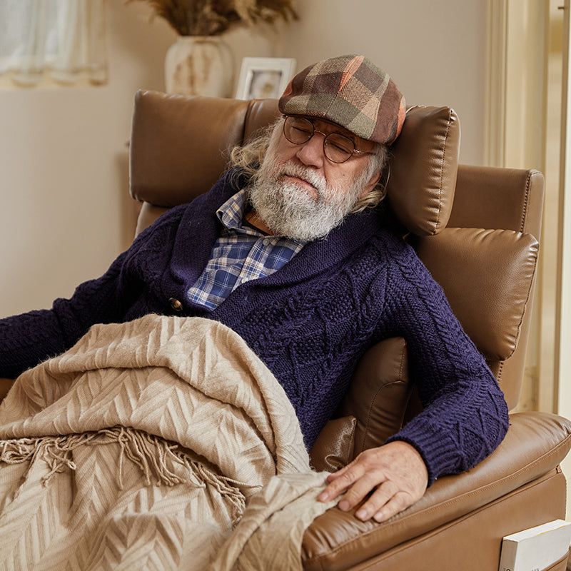 Fauteuil inclinable releveur en similicuir avec position allongée, dossier et repose-pieds réglables indépendamment, support tête et lombaire | Camel / Bleu marine | Une place