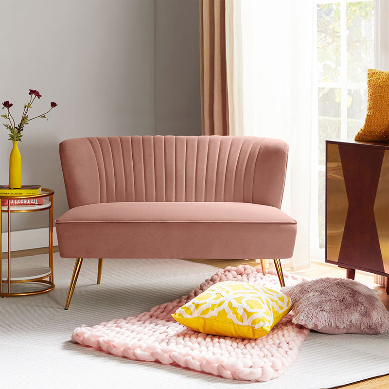 Causeuse capitonnée en velours avec dossier incurvé, rembourrage en mousse et pieds coniques en métal doré | Moutarde / Rose / Sauge / Violet / Bleu marine / Vert / Fuchsia / Havane / Orange / Noir / Sarcelle / Ivoire | 2 places