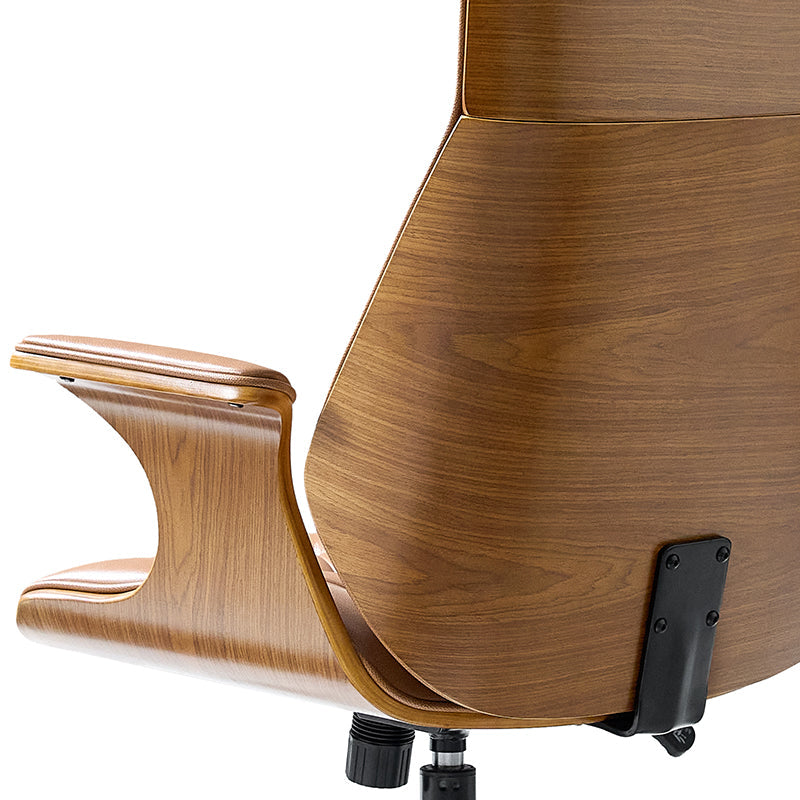 Chaise de bureau en cuir et bois courbé avec capitonnage, inclinaison à 14° et roulettes pivotantes | Camel / Bordeaux | Siège unique